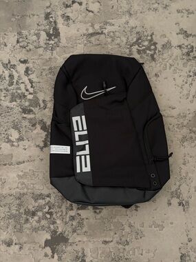 Nike Elite Pro Basketball Backpack Black White School Gym Sports Bag 32L